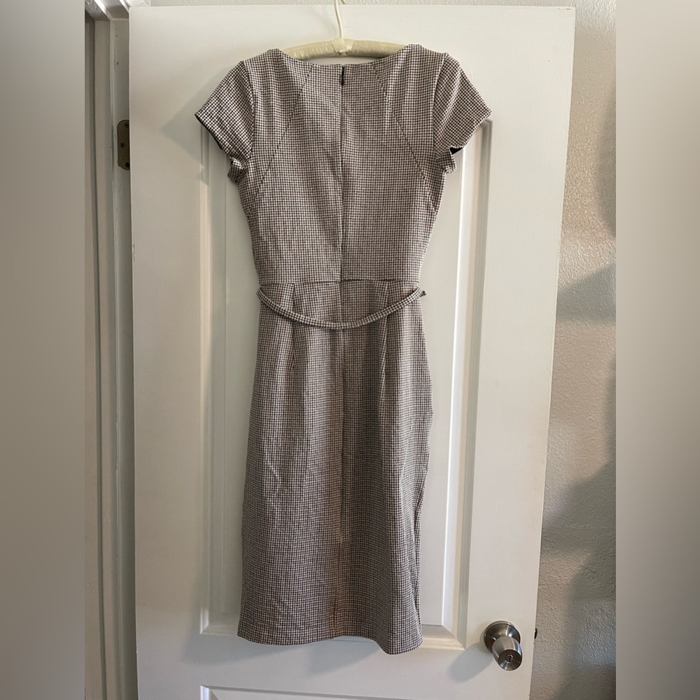 Express Dress - Picture 5 of 8